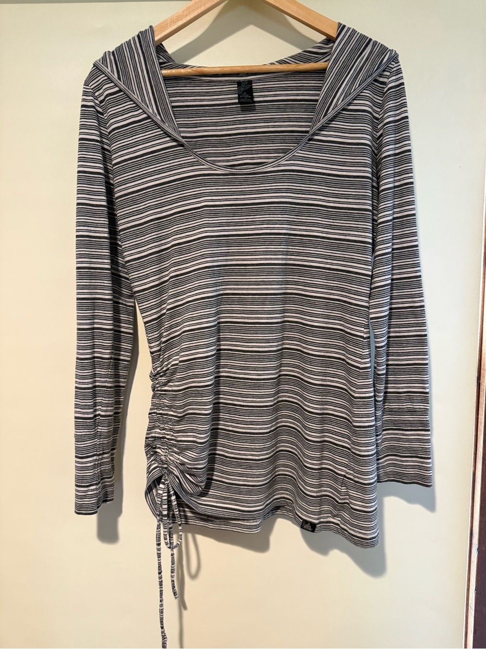 Prana Black Striped Lightweight Scoop Neck Long Sleeve Hoodie Top, size M - Picture 2 of 11